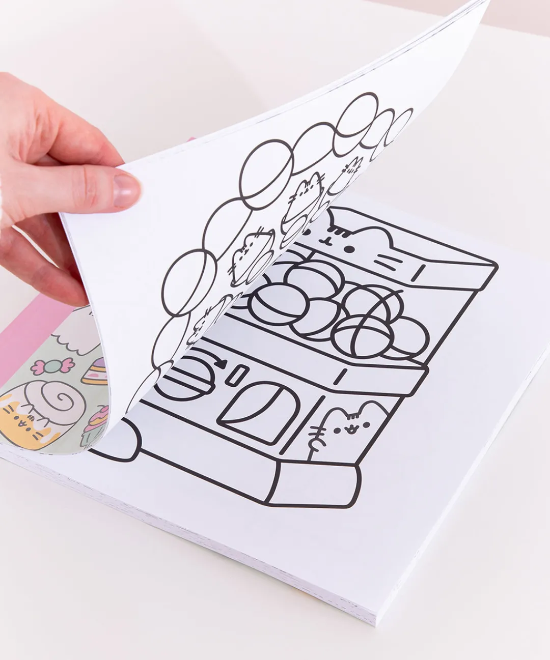 Pusheen Books & Stationery>Coloring Cuteness: A Coloring & Activity Book