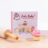 Pusheen Books & Stationery>Let's Bake! A Cookbook