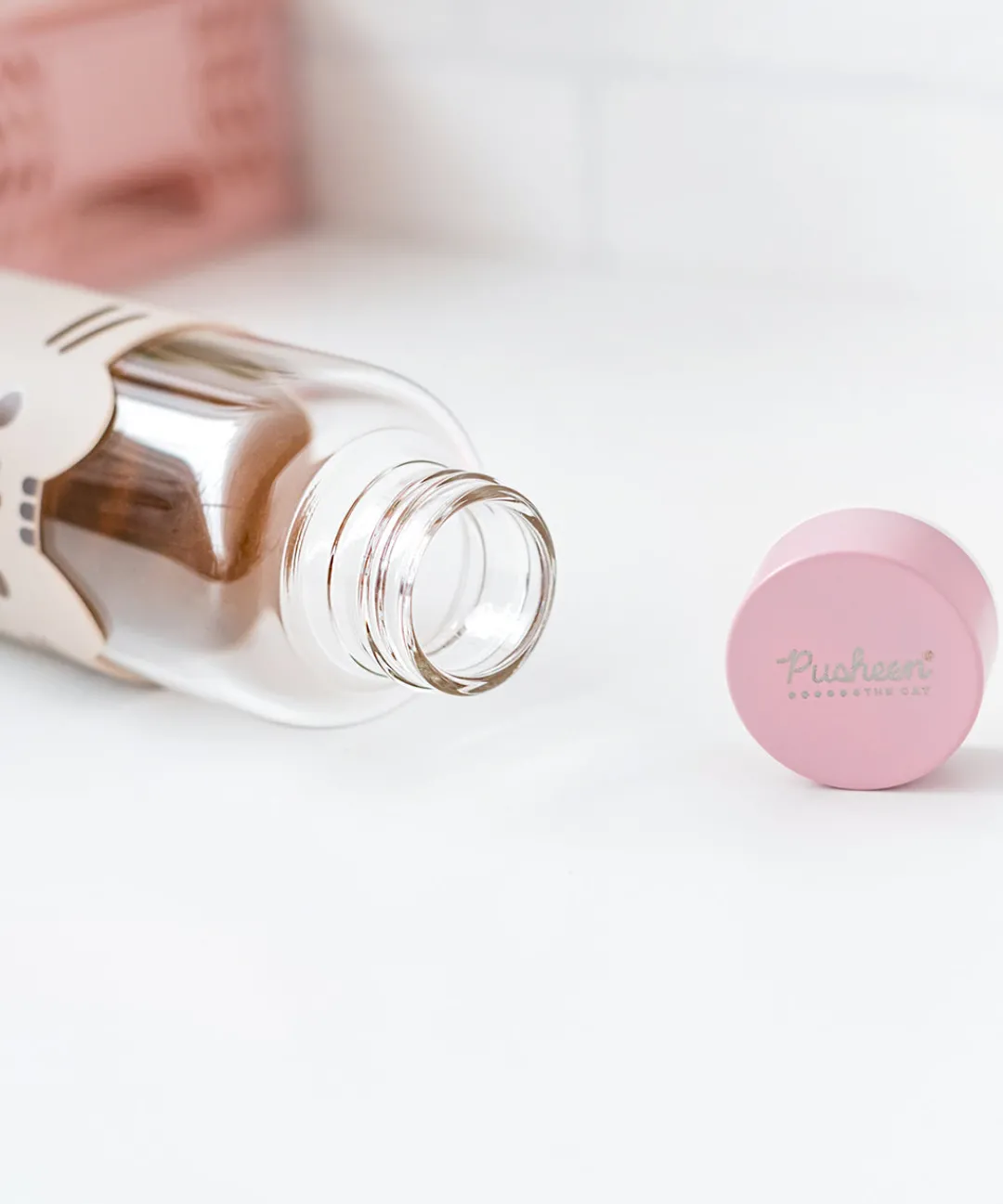 Pusheen Kitchen & Pet>Glass Water Bottle