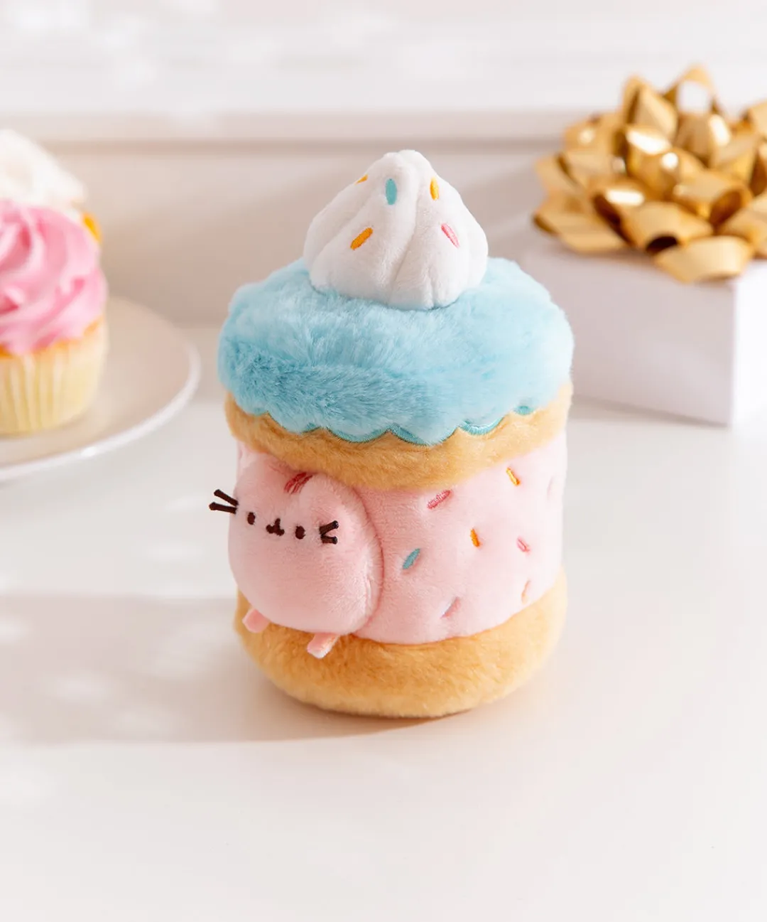 Pusheen Plush & Squisheens|Sweets>Sweets Sprinkle Cake Plush 2-pc Environment
